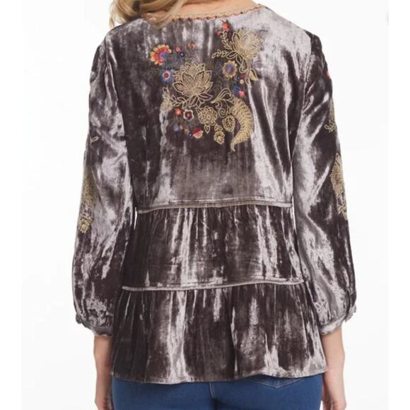 John Mark Velvet Embroidered Top NWT size XL - Picture 2 of 8